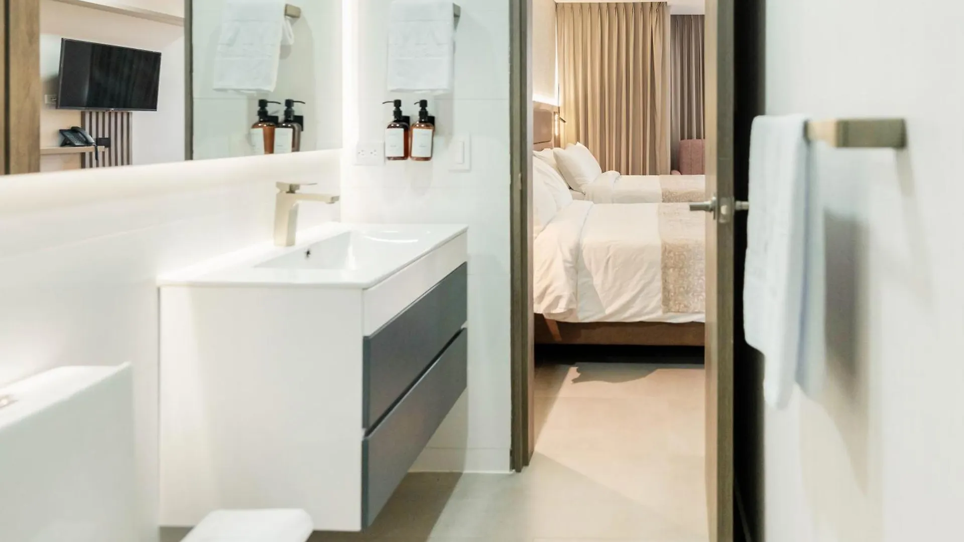 Amari Living Suites Barranquilla  Hotel